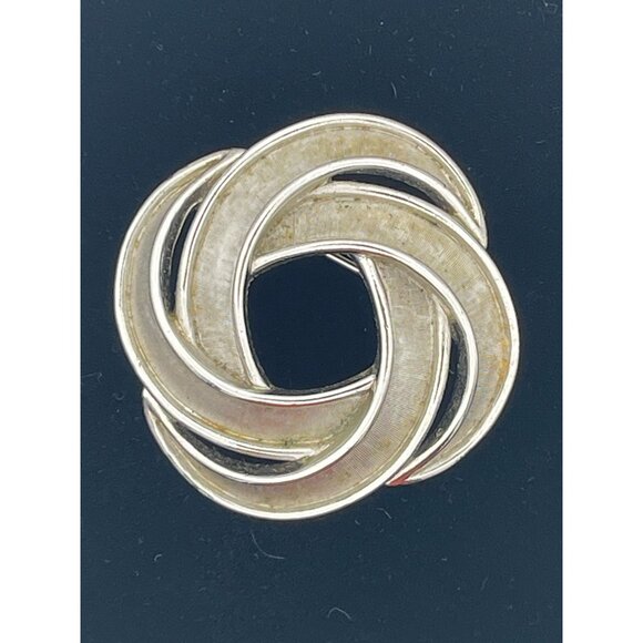 Vintage Trifari Intertwined Circles Silver Tone Brooch - Picture 4 of 7